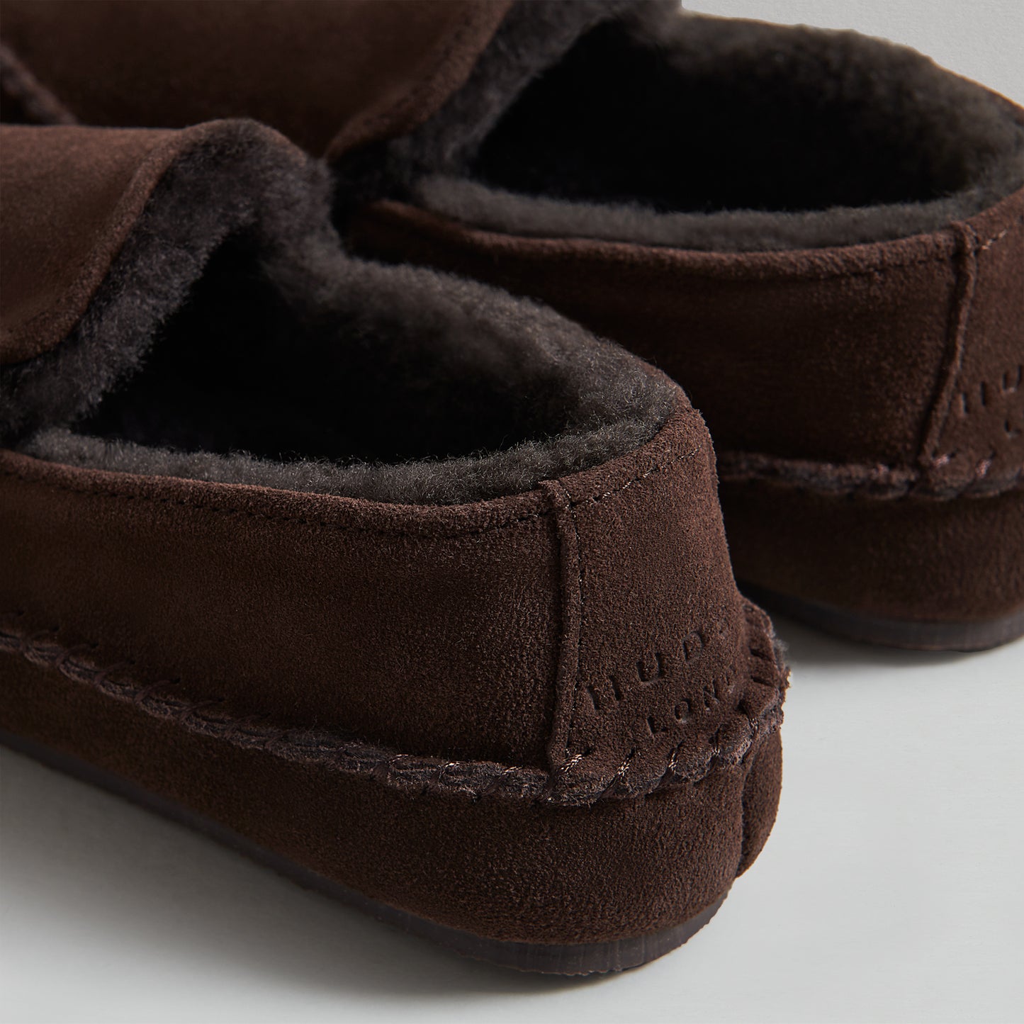 ARDEN SUEDE BROWN SLIPPER