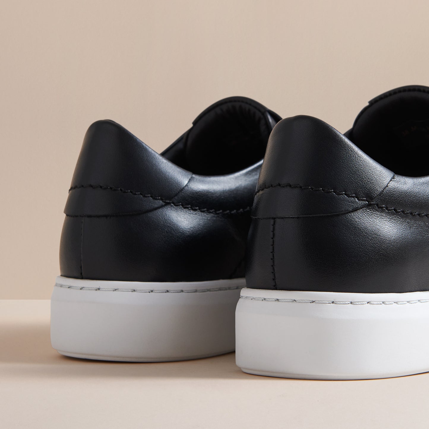 COOPER LEATHER BLACK