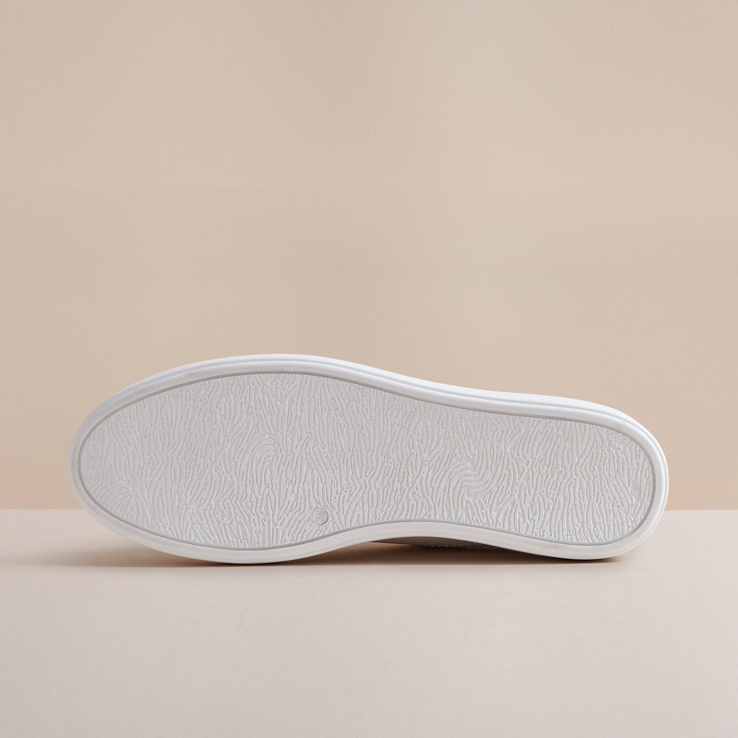 COOPER BLACK LEATHER TRAINER