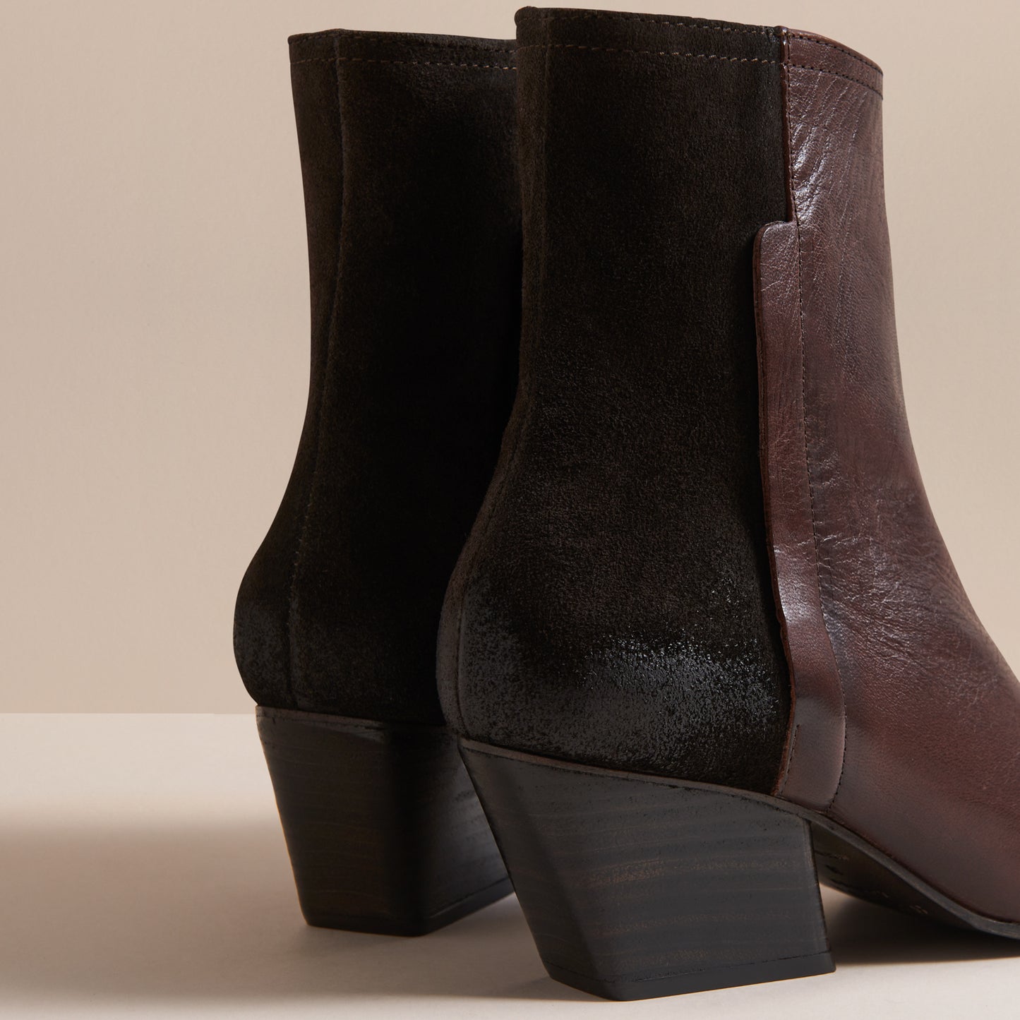 ELM BROWN HEELED ZIP BOOT