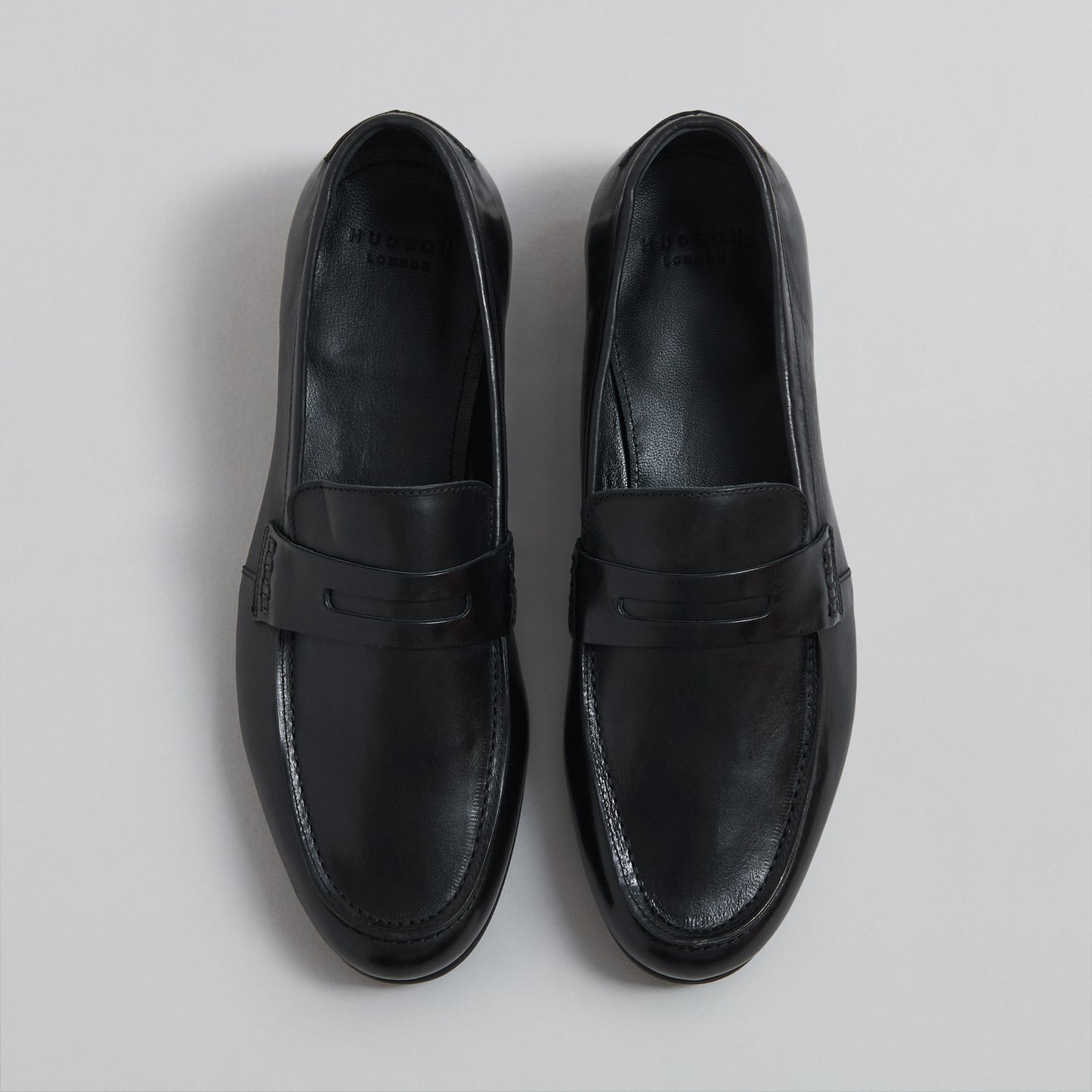 LEON BLACK VEG TAN LOAFER