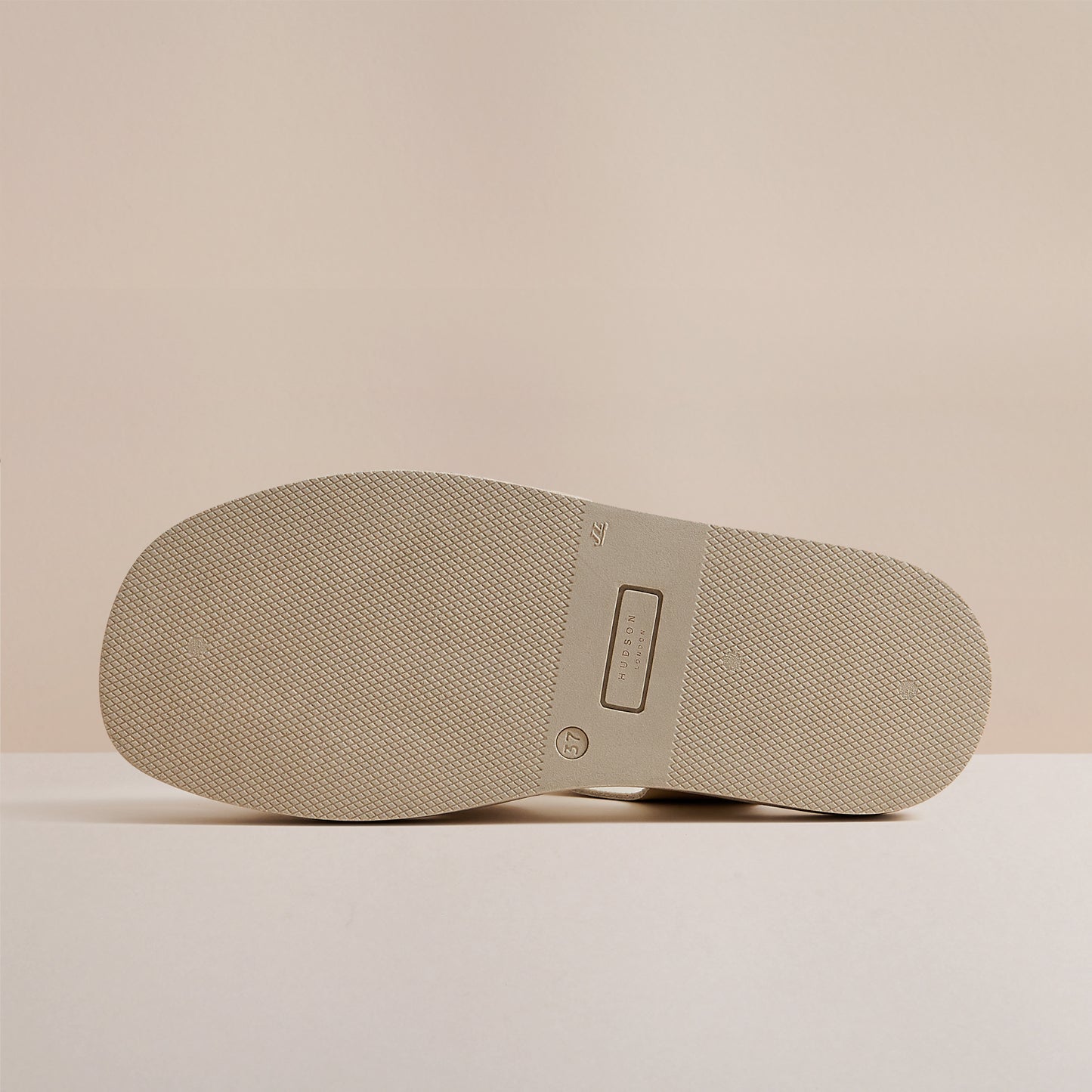 NAOMI ECRU LEATHER SANDAL