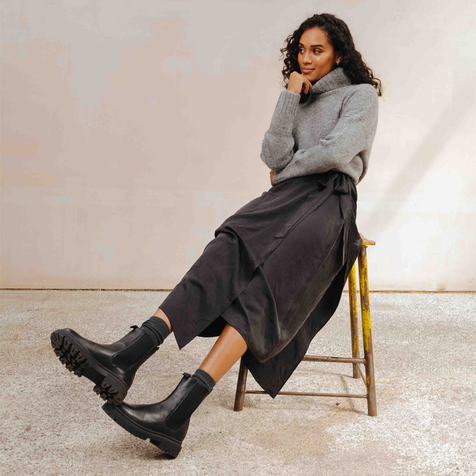 BLAKE BLACK CHELSEA BOOT – Hudson London