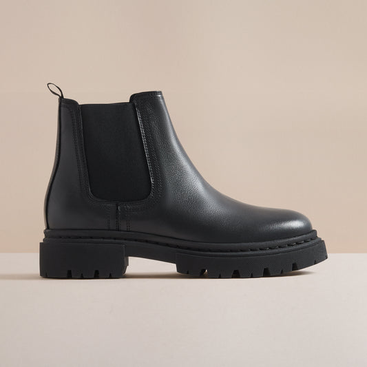 HARPER BLACK LEATHER CHELSEA BOOT